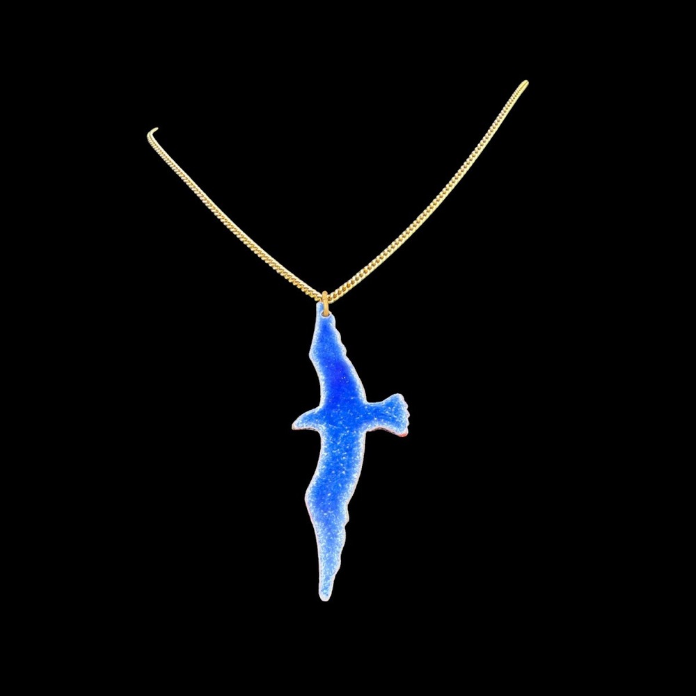 Vintage Enamel Blue Bird Pendant 18" Chain Necklace Gold Tone EUC Estate Jewlery